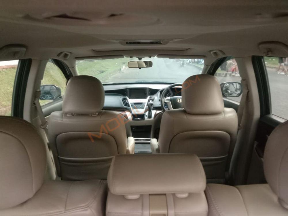 Mobil Honda Odyssey 2017