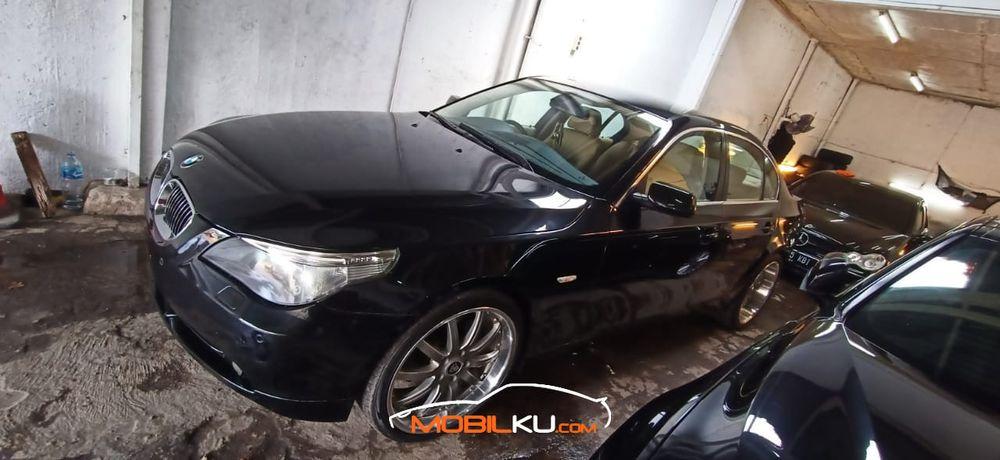 Mobil BMW 5 Series 2007