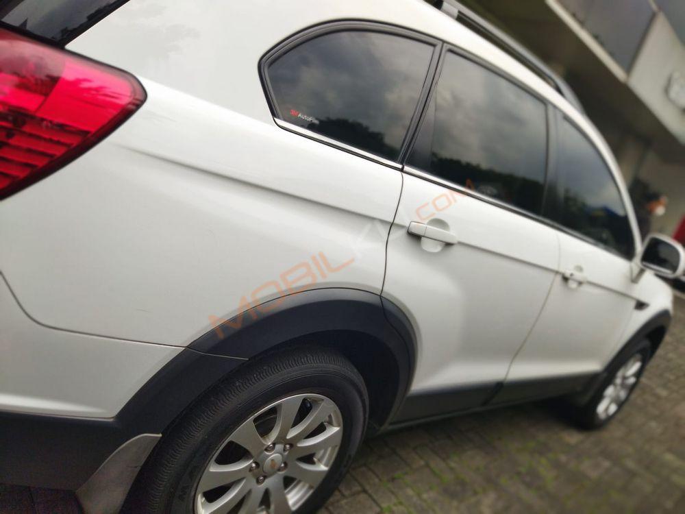 Mobil Chevrolet Captiva 2013