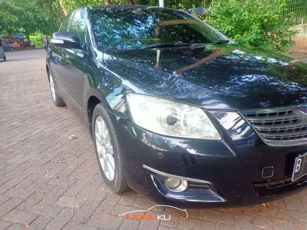 Mobil Toyota Camry 2008