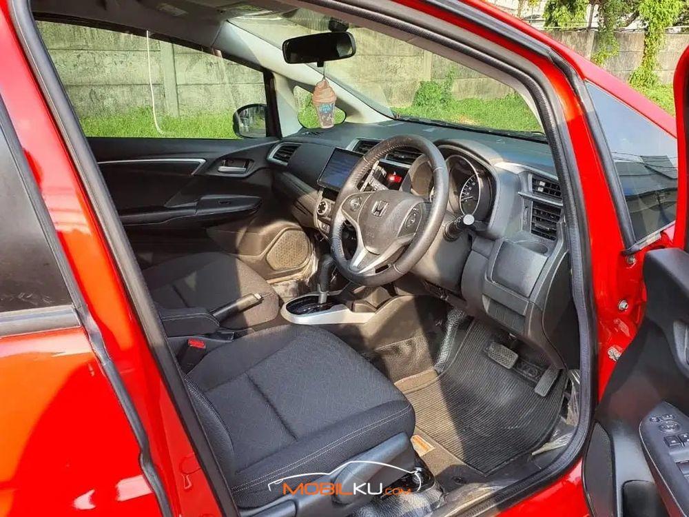 Mobil Honda Jazz 2017