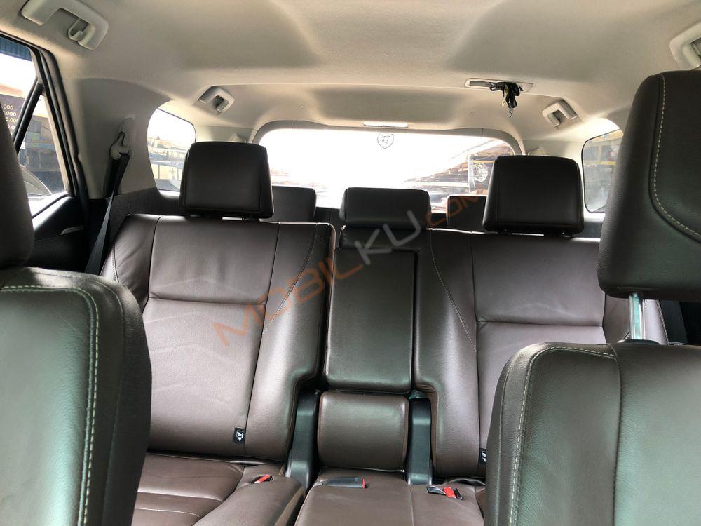 Mobil Toyota Fortuner 2019