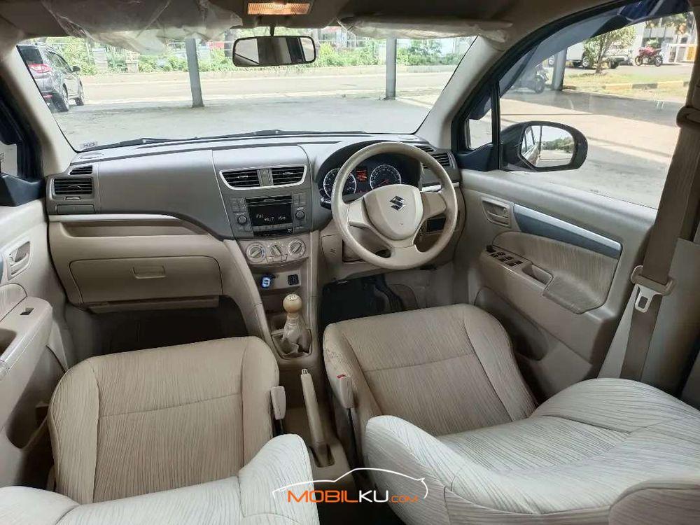 Mobil Suzuki Ertiga 2014