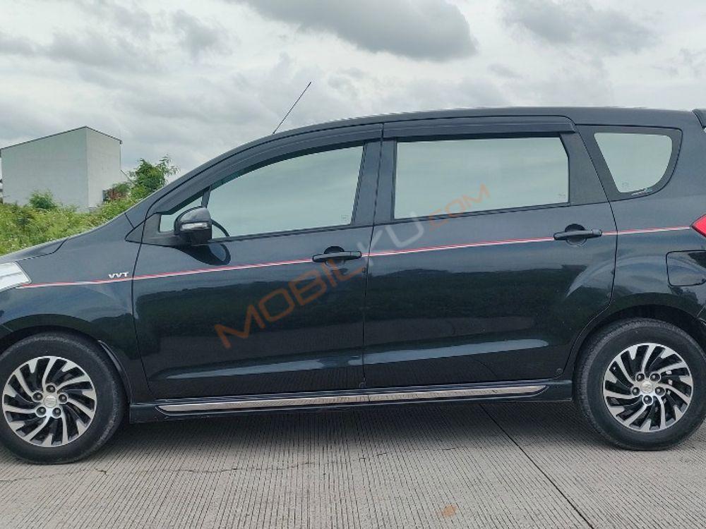 Mobil Suzuki Ertiga 2016