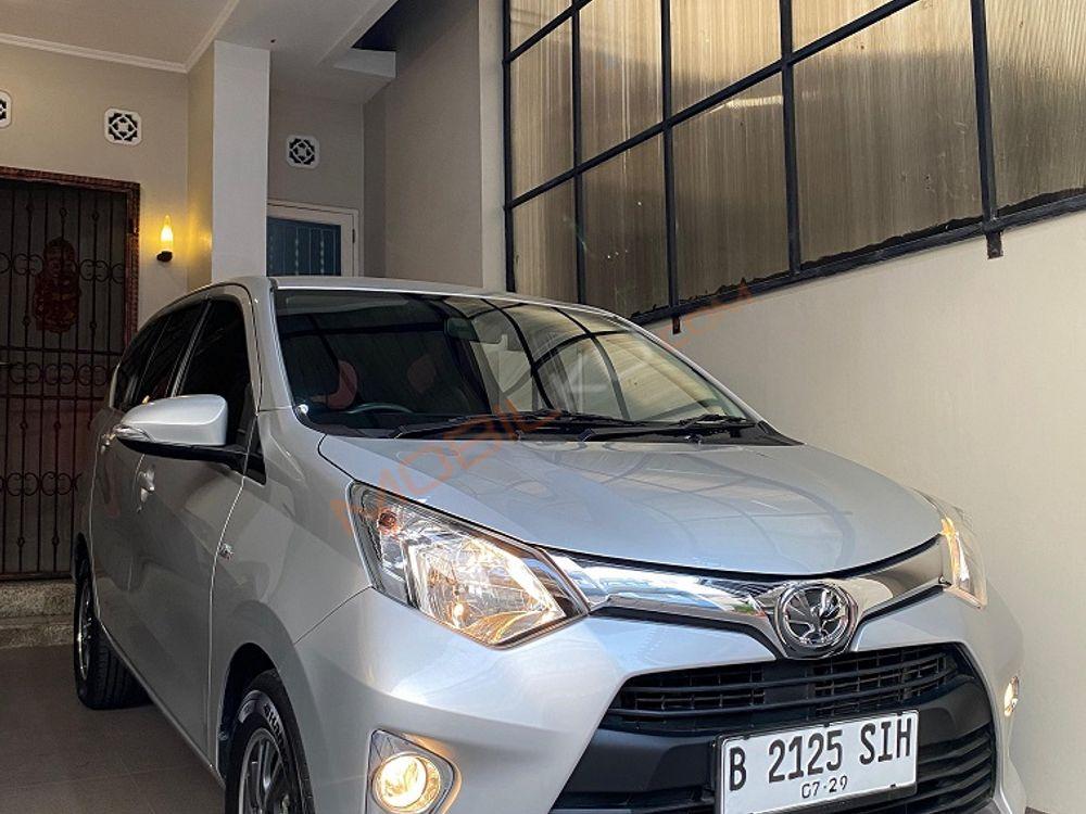 Mobil Toyota Calya 2019
