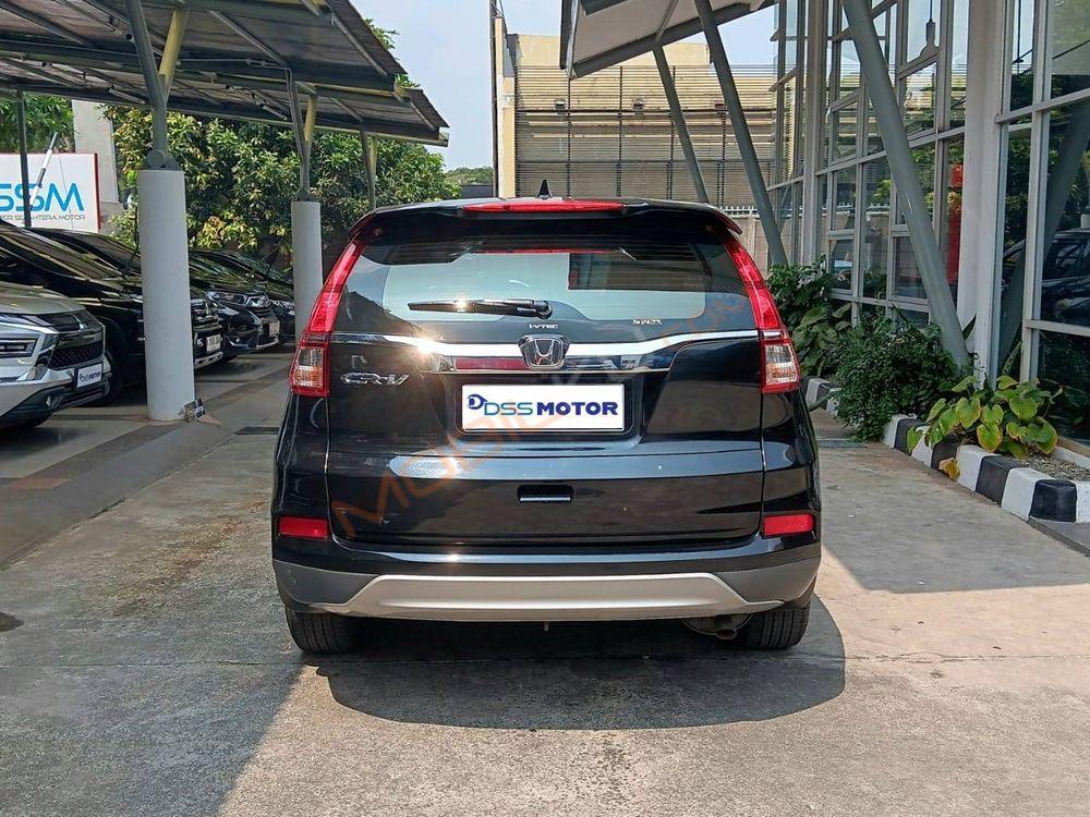 Mobil Honda CR-V 2015