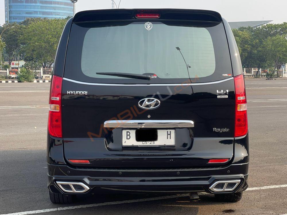 Mobil Hyundai H-1 2018