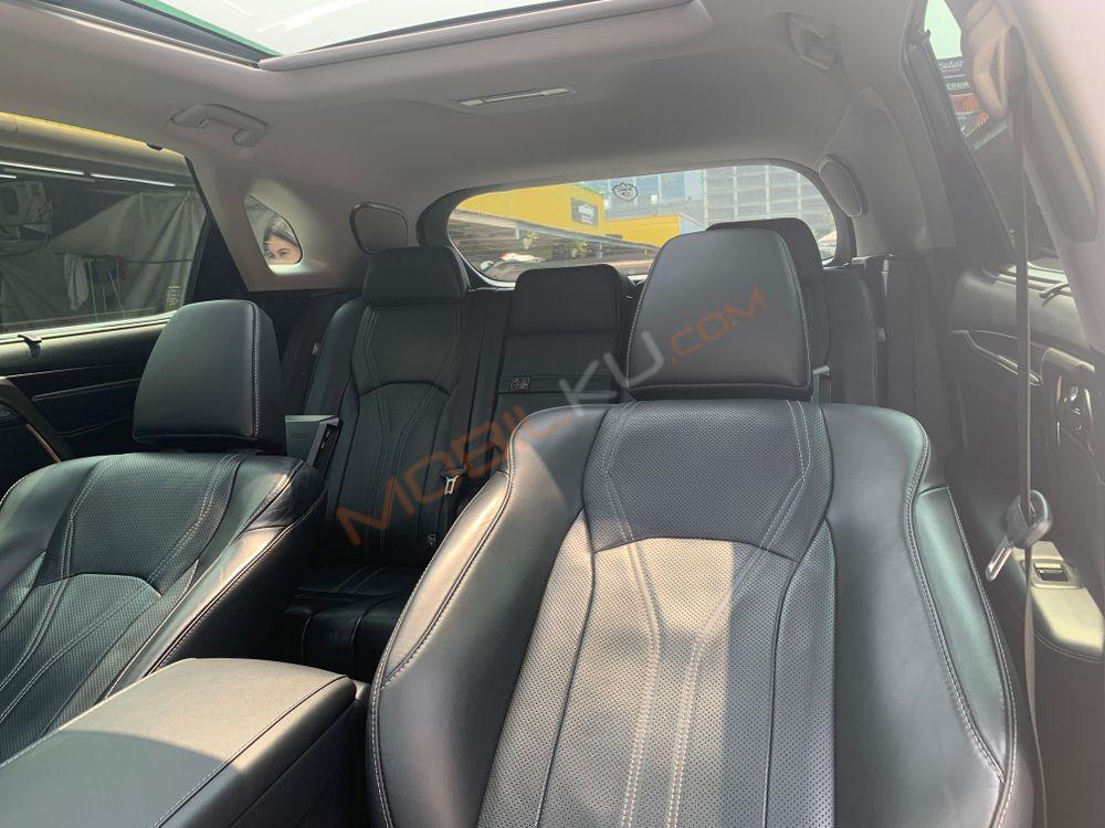 Mobil Lexus RX 2018