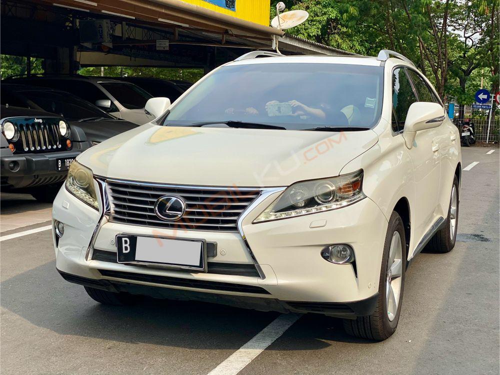 Mobil Lexus RX 2013