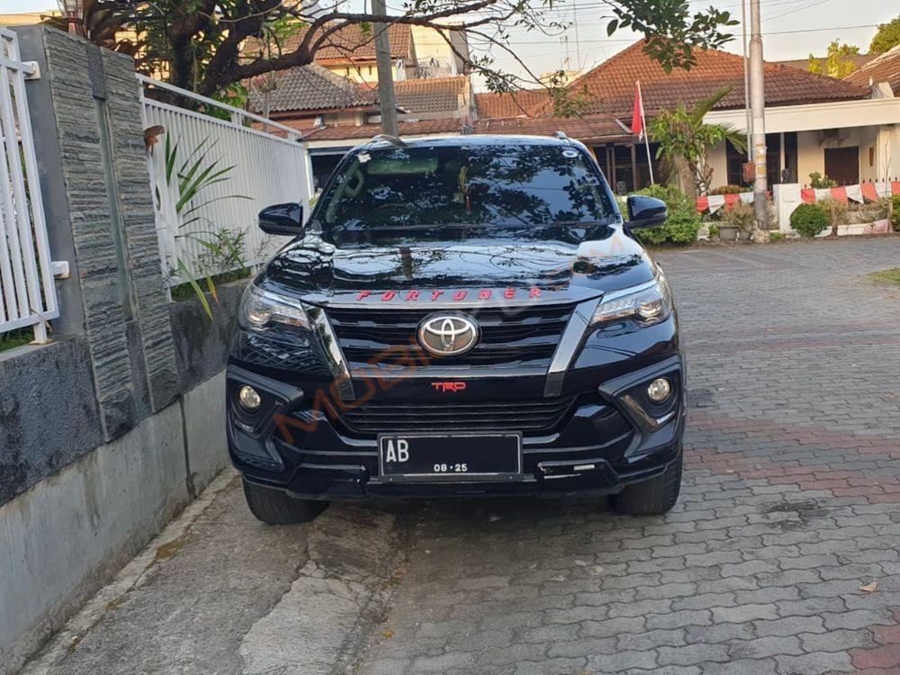 Mobil Toyota Fortuner 2020