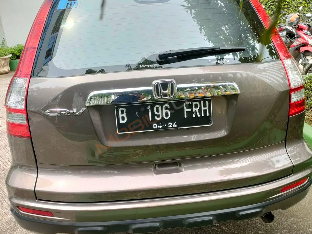 Mobil Honda CR-V 2011
