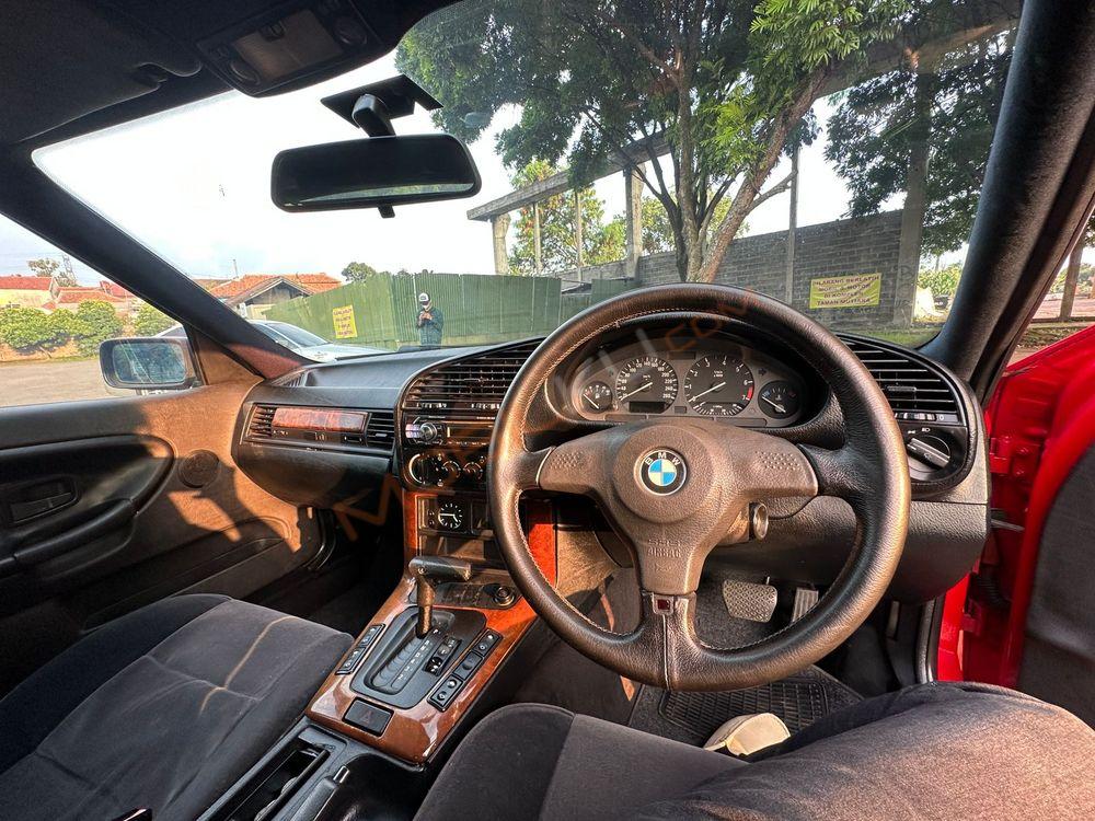 Mobil BMW 3 Series 1995
