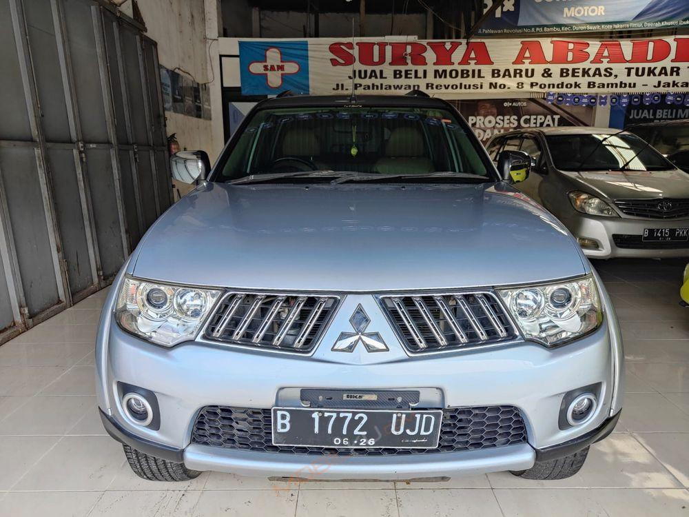 Mobil Mitsubishi Pajero Sport 2011