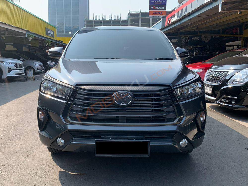 Mobil Toyota Kijang Innova 2022
