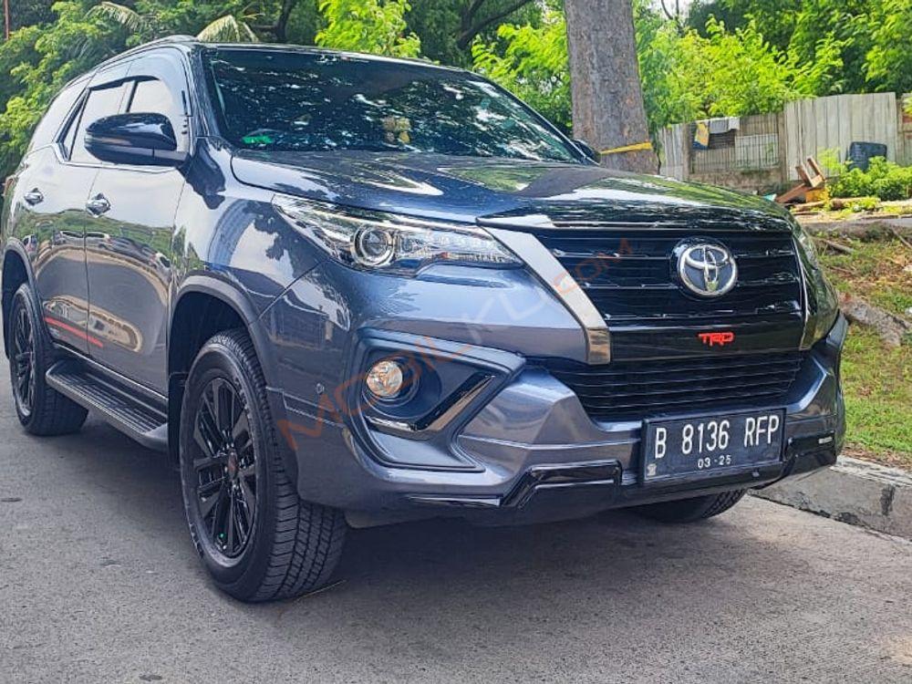 Mobil Toyota Fortuner 2020