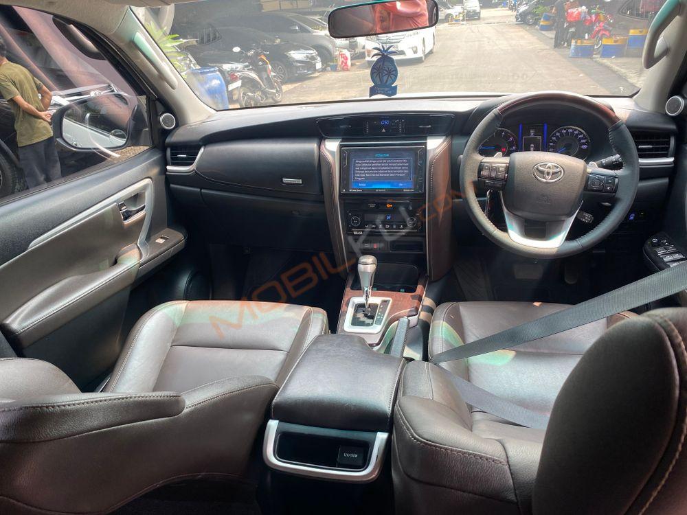 Mobil Toyota Fortuner 2019
