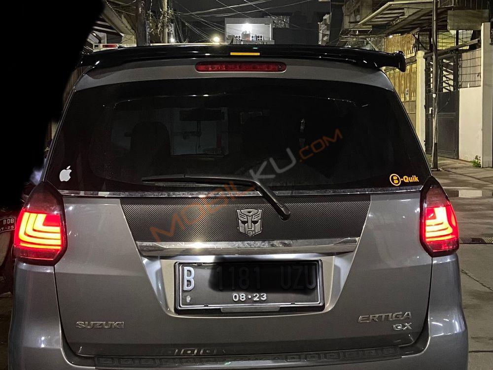 Mobil Suzuki Ertiga 2013