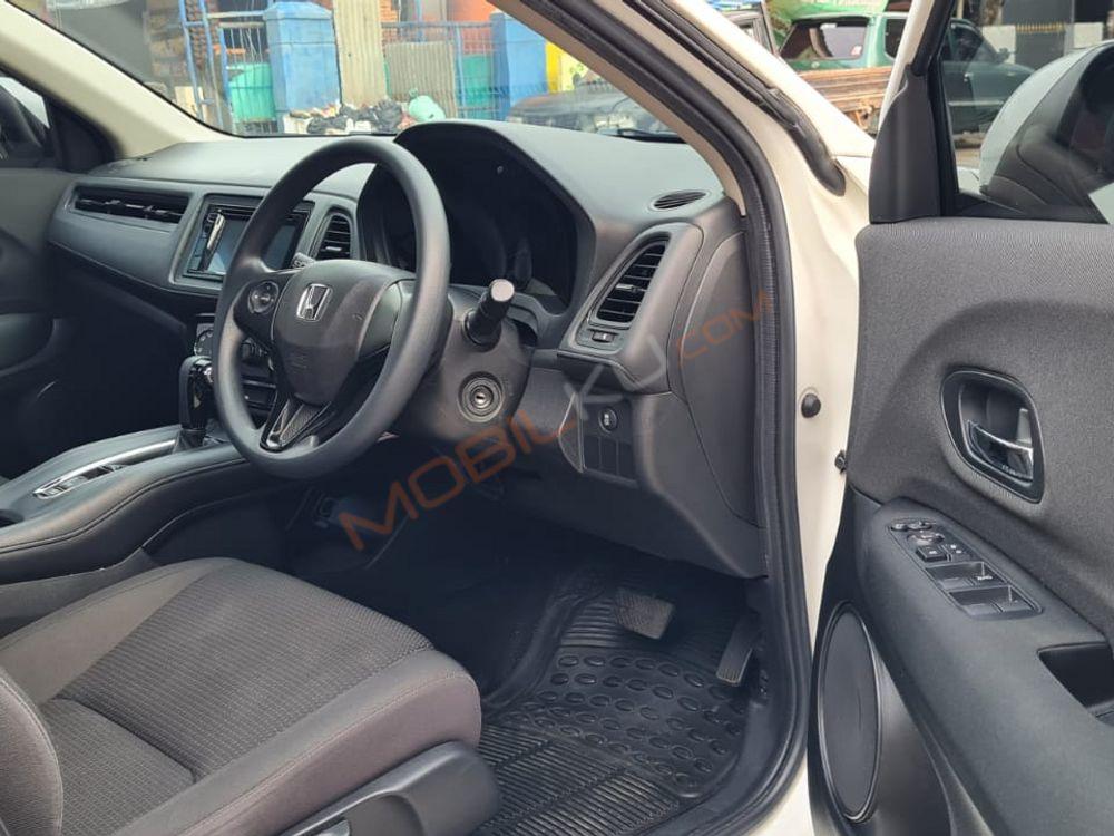 Mobil Honda HR-V 2020