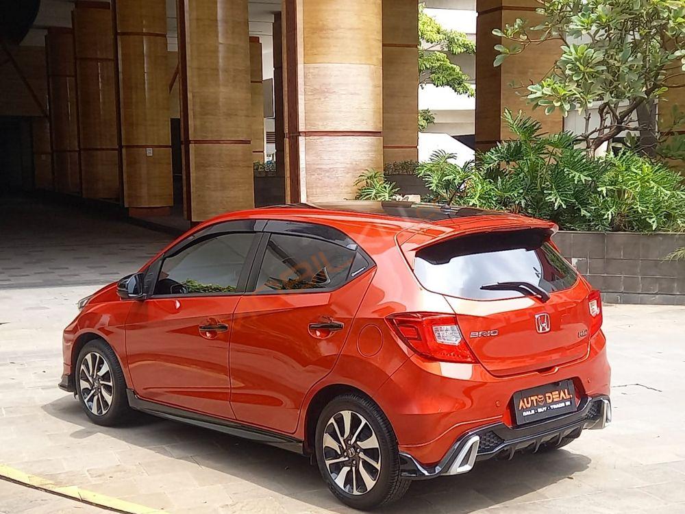 Mobil Honda Brio 2021