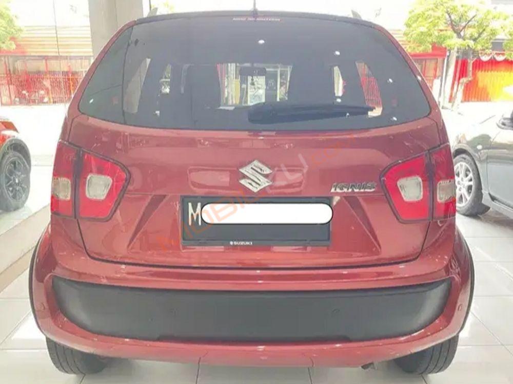 Mobil Suzuki Swift 2018