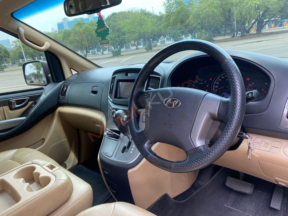 Mobil Hyundai H-1 2018