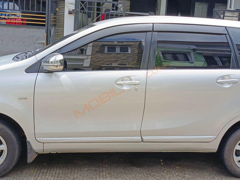 Mobil Toyota Avanza 2014