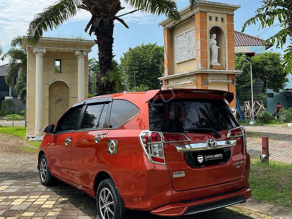 Mobil Toyota Calya 2018
