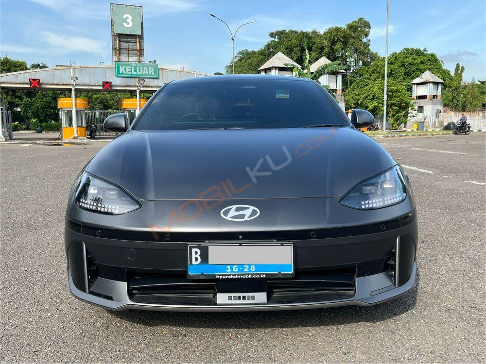 Mobil Hyundai Ioniq 6 2023
