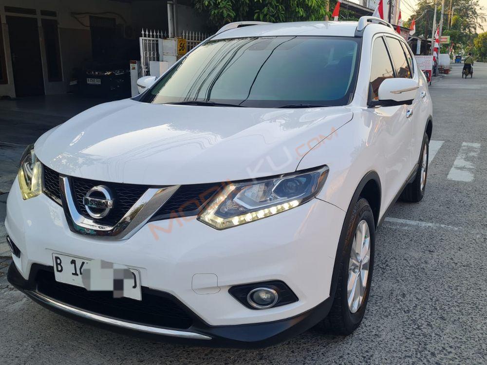 Mobil Nissan X-Trail 2014