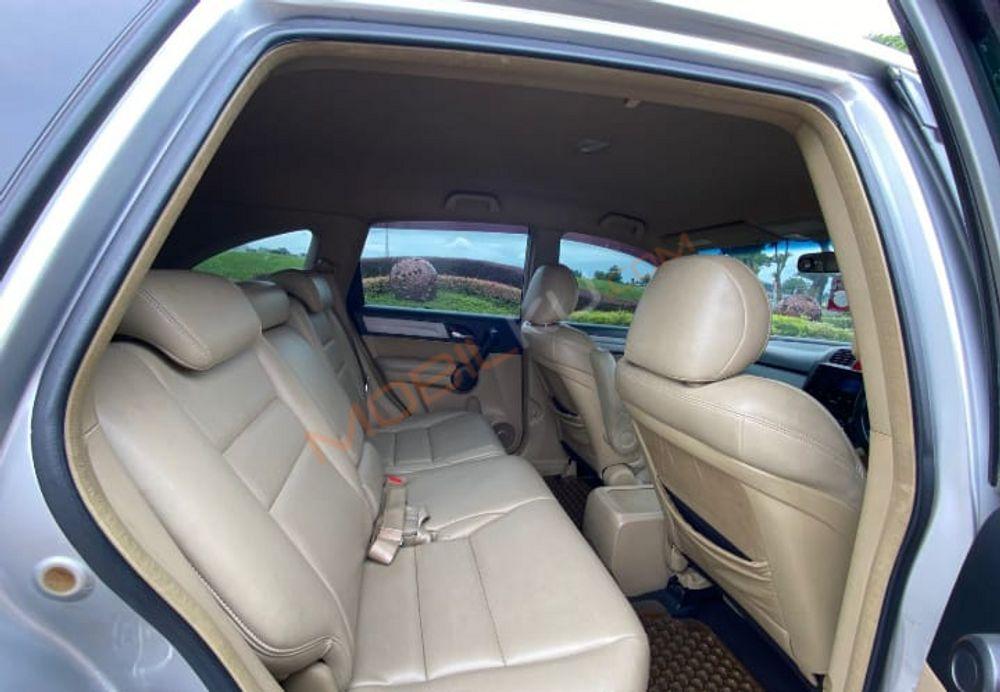 Mobil Honda CR-V 2010
