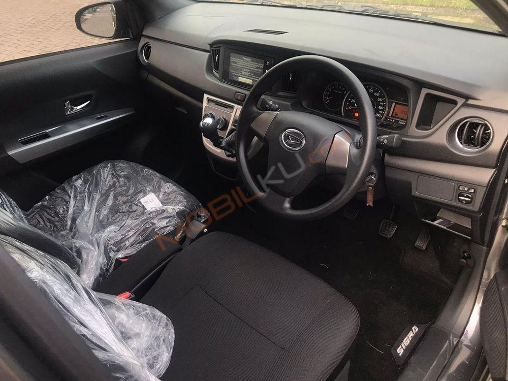 Mobil Daihatsu Sigra 2024