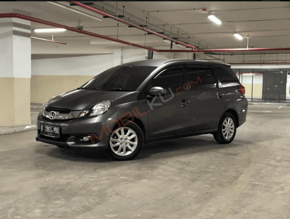 Mobil Honda Mobilio 2016
