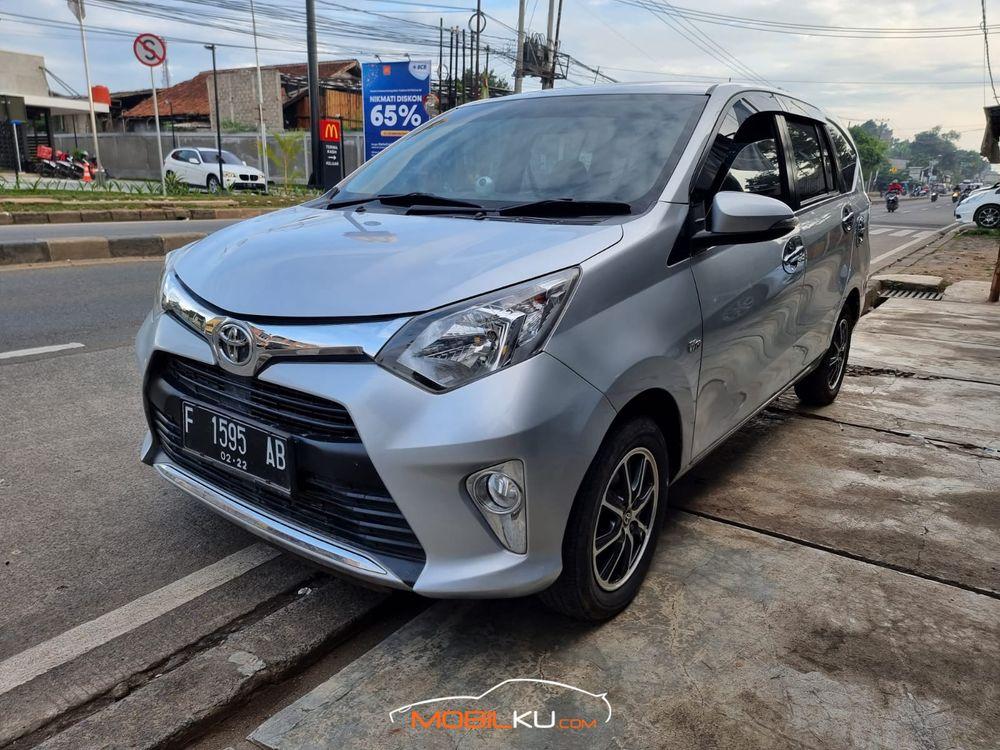 Mobil Toyota Calya 2016