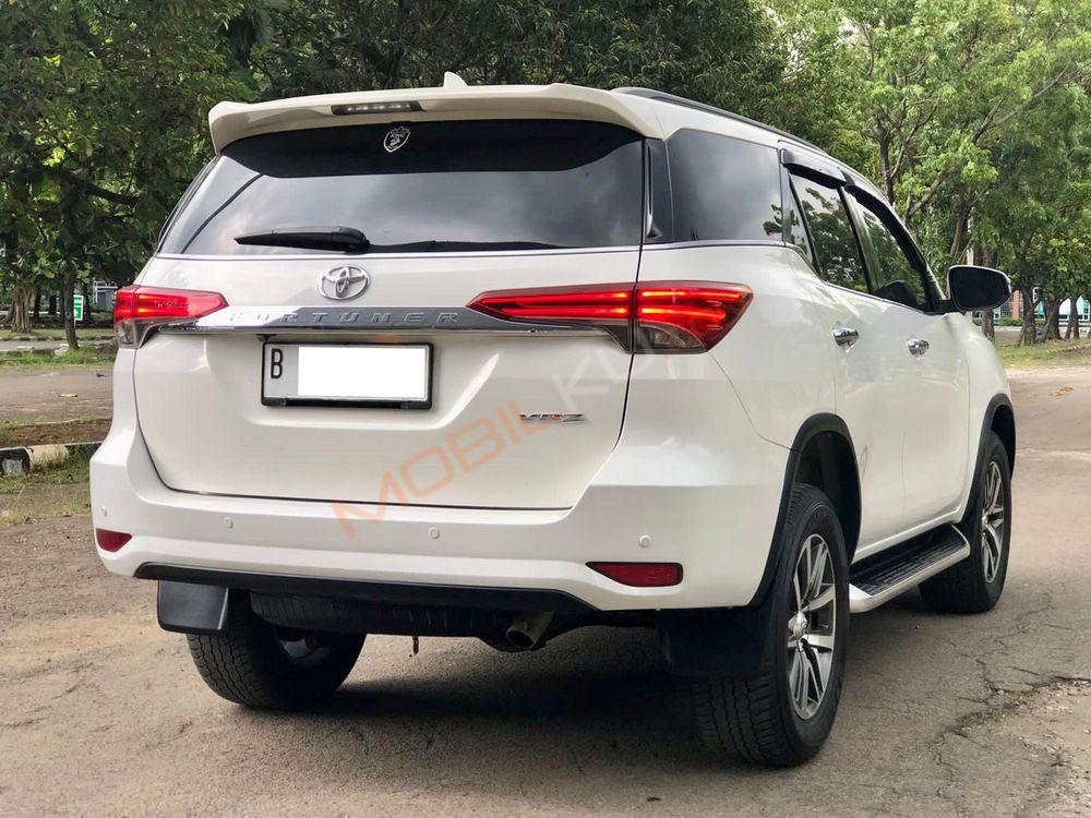 Mobil Toyota Fortuner 2017