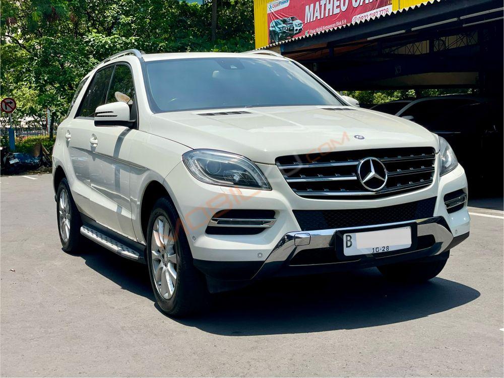 Mobil Mercedes-Benz ML 2013