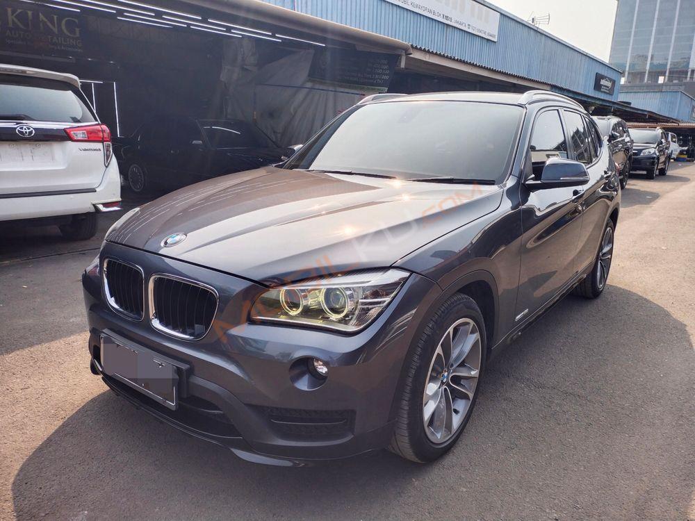 Mobil BMW X1 2015