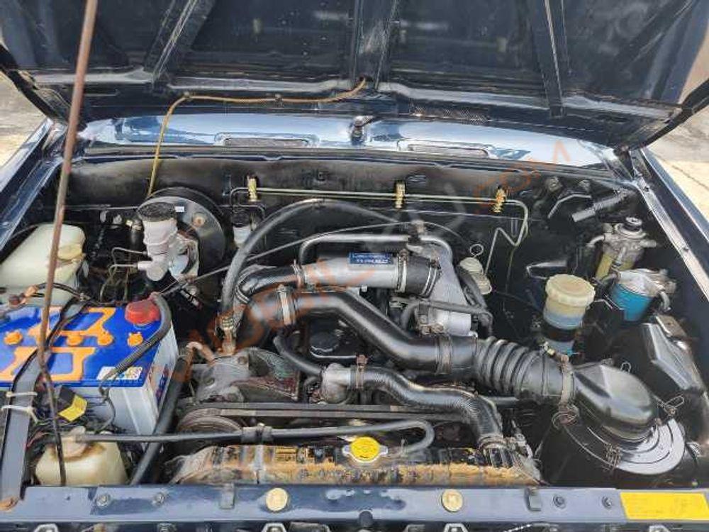 Mobil Isuzu Panther 2007