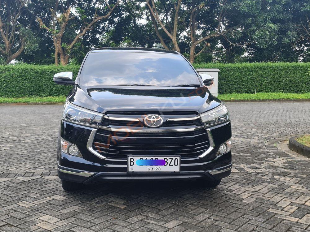 Mobil Toyota Kijang Innova 2018