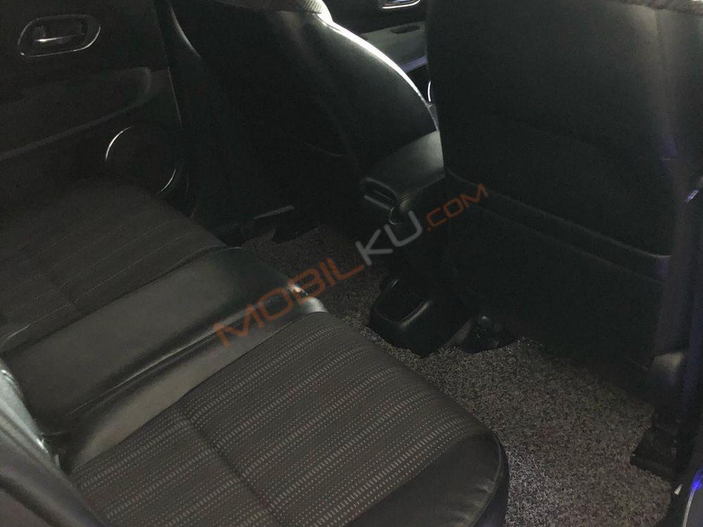 Mobil Honda HR-V 2016