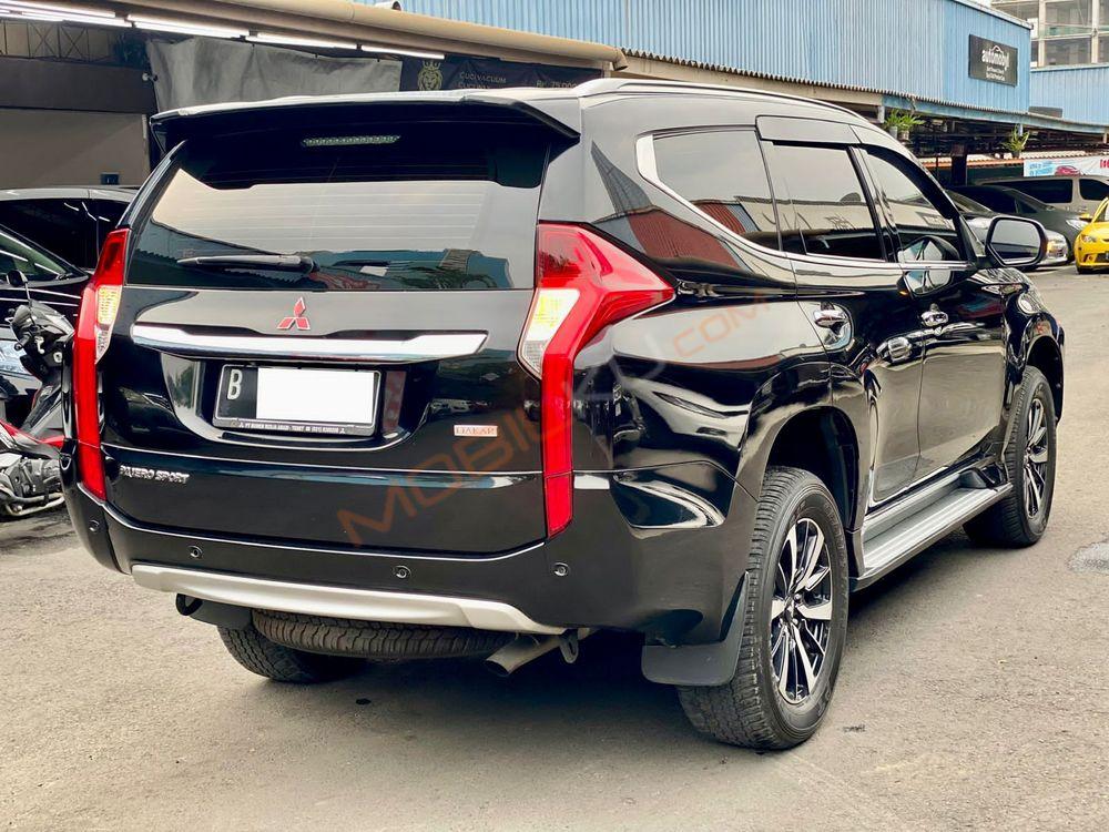 Mobil Mitsubishi Pajero Sport 2017