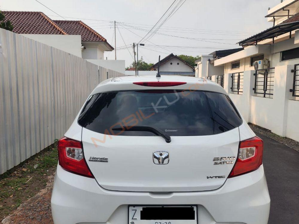 Mobil Honda Brio 2018