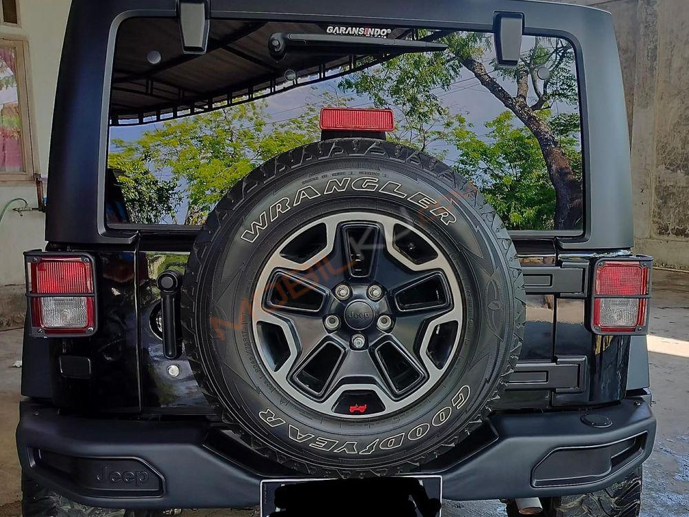 Mobil Jeep Wrangler 2014