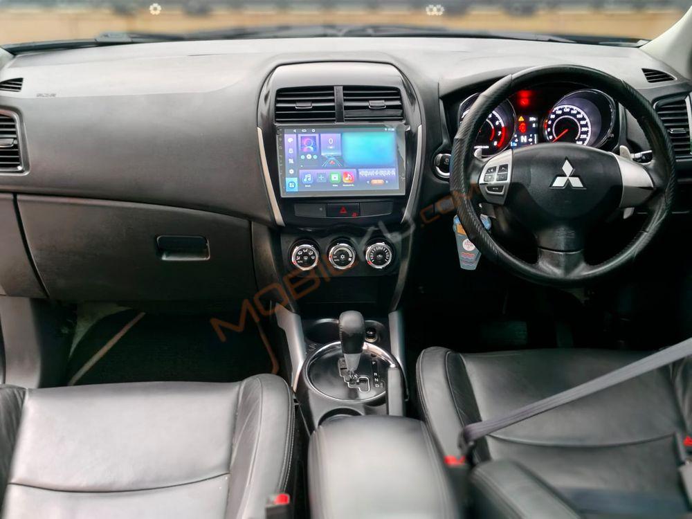 Mobil Mitsubishi Outlander Sport 2012
