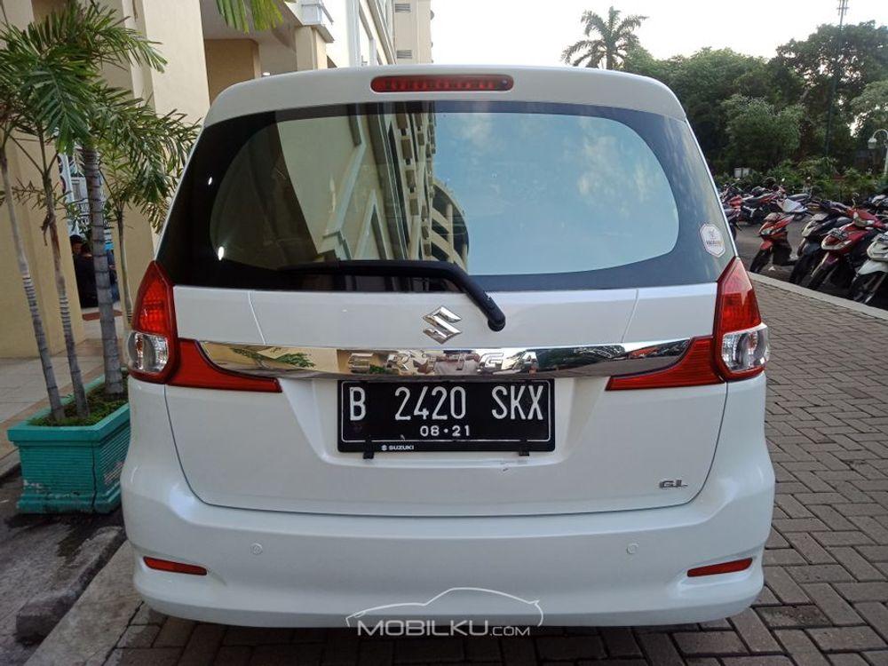 Mobil Suzuki Ertiga 2016