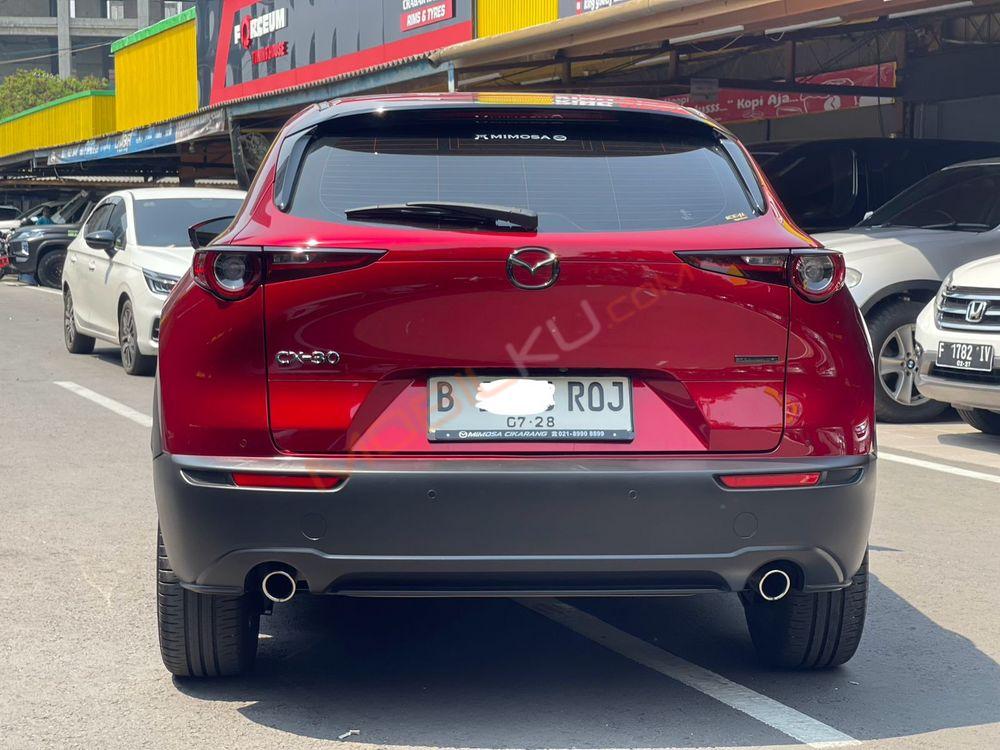 Mobil Mazda CX-30 2023
