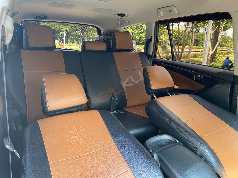 Mobil Toyota Kijang Innova 2020