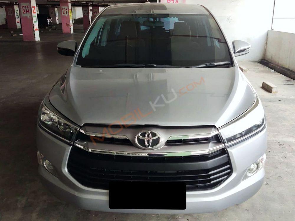 Mobil Toyota Kijang Innova 2019