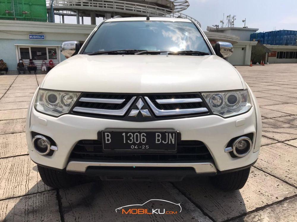 Mobil Mitsubishi Pajero Sport 2014