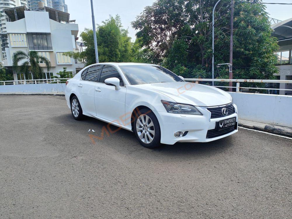 Mobil Lexus GS 2012
