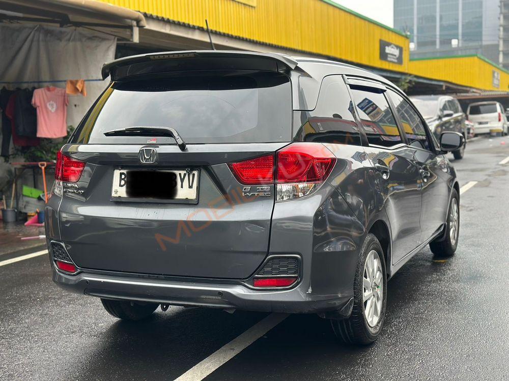 Mobil Honda Mobilio 2014